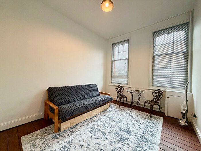 2 Bedroom Flat To Rent In Holloway Road, Upper Holloway, N19