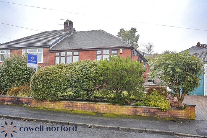 2 Bedroom Bungalow For Sale In Bedford Avenue, Shaw, Oldham, Greater Manchester, OL2