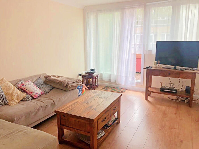 1 Bedroom Apartment To Rent In Bed In, NW6