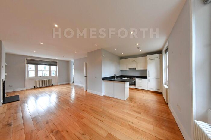 3 Bedroom Flat To Rent In Abbots Place, West Hampstead, NW6