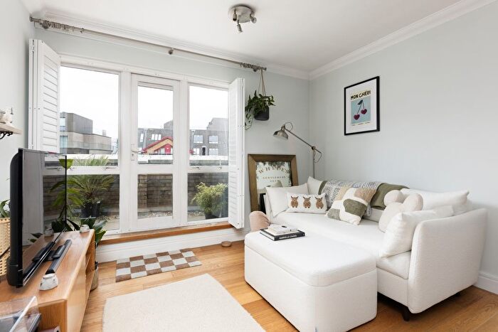 1 Bedroom Flat For Sale In Ormond House, Medway Street, Westminster, London, SW1P