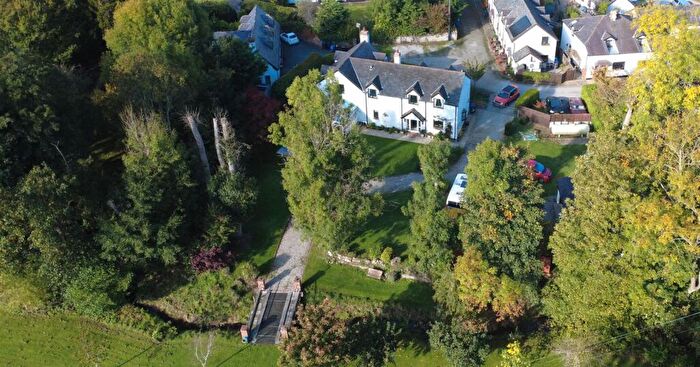 5 Bedroom Property For Sale In Lower Denbigh Road, St. Asaph, LL17