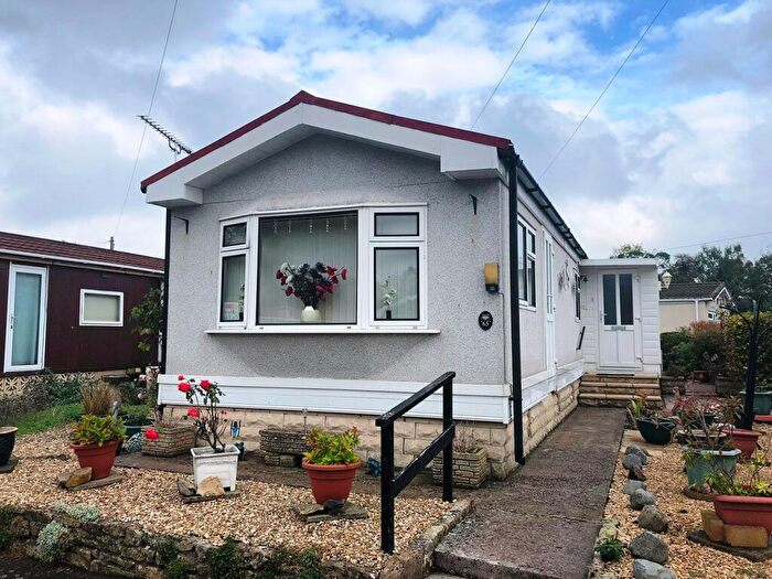 2 Bedroom Park Home For Sale In , Bath, BA2