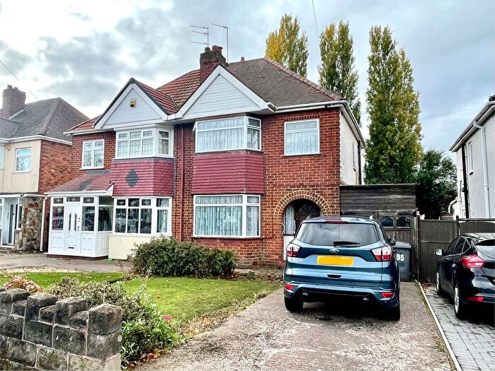 3 Bedroom Semi Detached House For Sale In Stubby Lane, Wednesfield, Wolverhampton, WV11