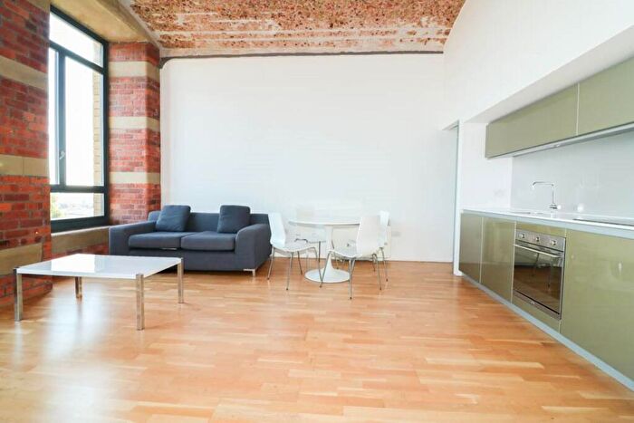 2 Bedroom Apartment To Rent In Velvet Mill, Lister Mills, Bradford, BD9