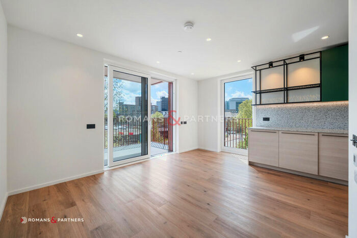 1 Bedroom Apartment To Rent In Iris House, Poplar Riverside, E14
