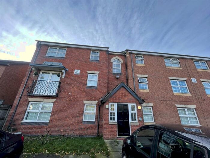 2 Bedroom Apartment To Rent In Francine Close, Liverpool, Merseyside, L3