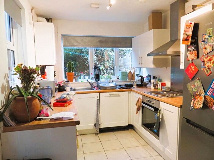 4 Bedroom Terraced House To Rent In Dunlop Avenue, Nottingham, Nottinghamshire, NG7