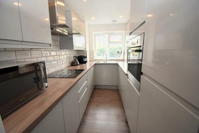 2 Bedroom Flat To Rent In Alma Road Sidcup, DA14