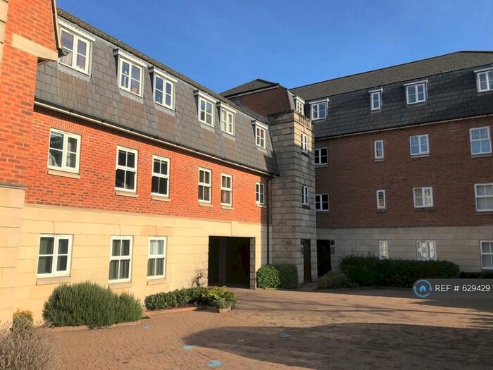 2 Bedroom Flat To Rent In Marlborough Road, Swindon, SN3
