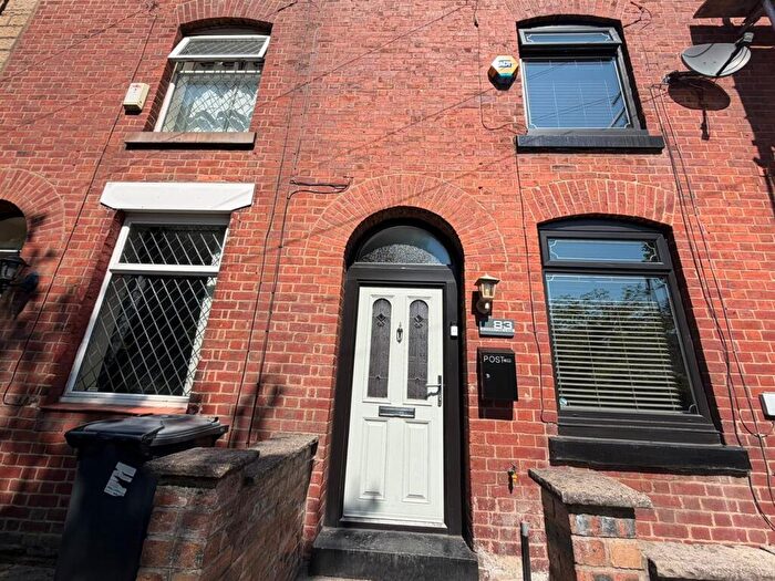 2 Bedroom Terraced House For Sale In Wickentree Lane, Failsworth, Manchester, M35