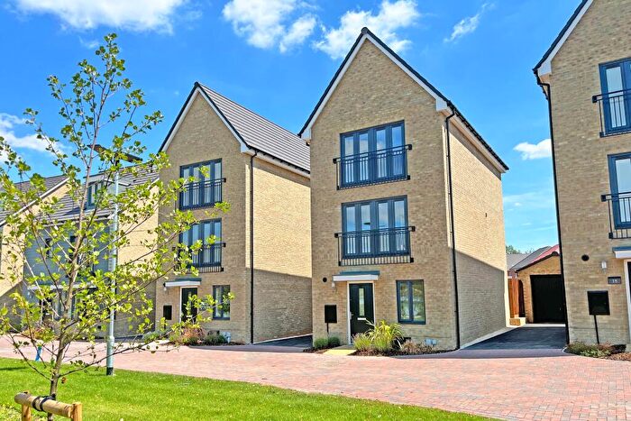 3 Bedroom Detached House For Sale In Hampton Beach Waterhouse Way Hampton Centre Peterborough, PE7