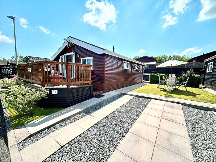 2 Bedroom Property For Sale In Lobstick Drive, Wood End, Atherstone, Warwickshire, CV9