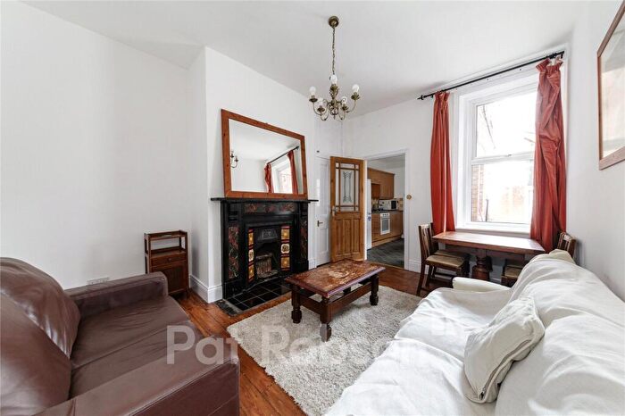 2 Bedroom Apartment For Sale In Wolseley Gardens, Jesmond Vale, Newcastle Upon Tyne, NE2
