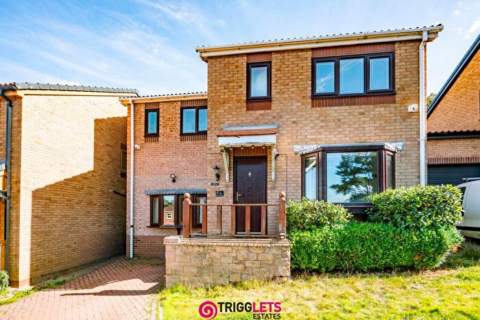 4 Bedroom Detached House To Rent In Stonehill Rise, Cudworth, Barnsley, S72