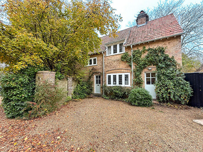 2 Bedroom Detached House To Rent In The Footpath, Grantchester, Cambridge, CB3