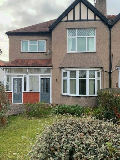 1 Bedroom Flat To Rent In Brompton Avenue, Colwyn Bay, LL28