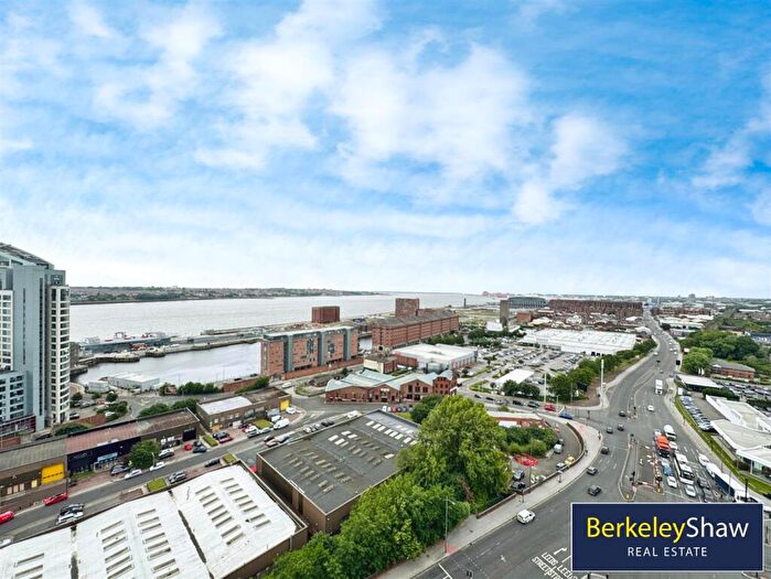 1 Bedroom Apartment For Sale In Beetham Tower, Old Hall Street, Liverpool, L3