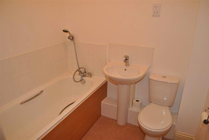 2 Bedroom Property To Rent In Upper King Street, Royston, SG8