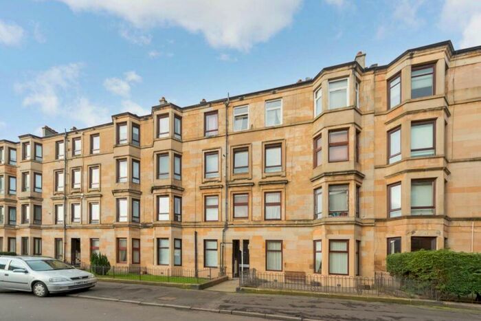 1 Bedroom Flat To Rent In Stunni Bed Furnished Flat @ Roebank St, G31