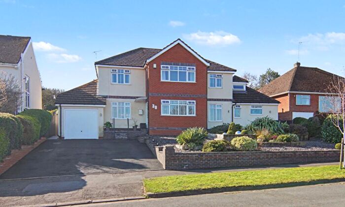 5 Bedroom Detached House For Sale In Highland Road, Kenilworth, CV8