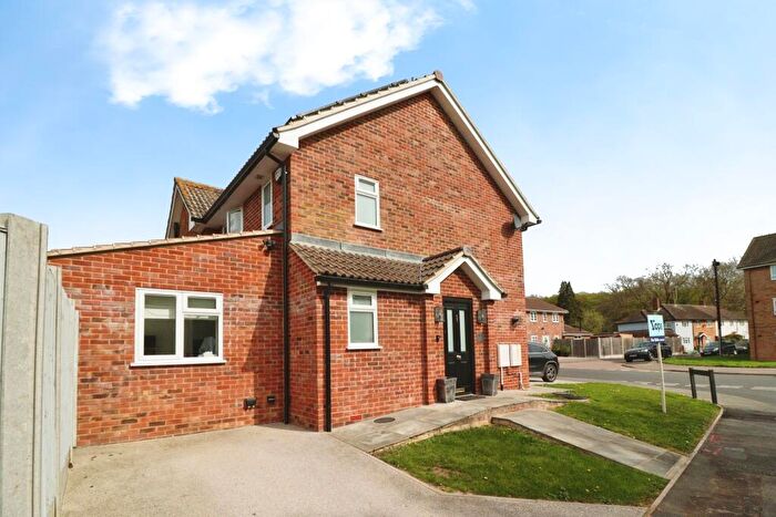 2 Bedroom End Of Terrace House For Sale In Thrift Green, Brentwood, CM13