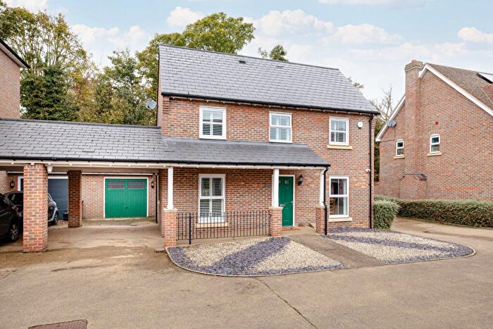 3 Bedroom Detached House For Sale In Gill Edge, Stansted, Essex, CM24