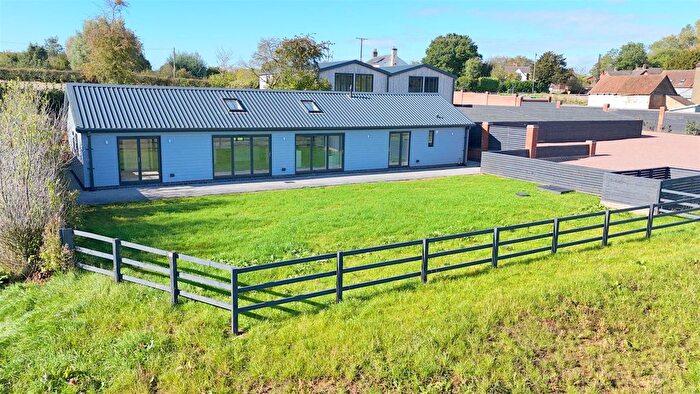 3 Bedroom Barn Conversion For Sale In Acton Green, Acton Beauchamp, Worcester, WR6