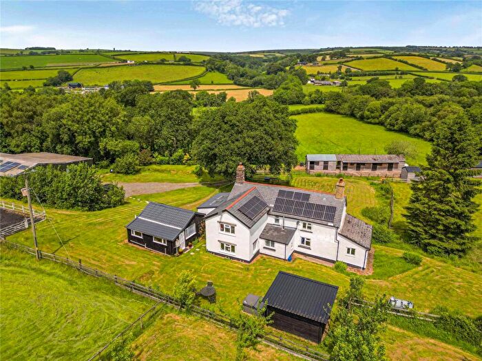4 Bedroom Equestrian Facility For Sale In West Anstey, South Molton, Devon, EX36