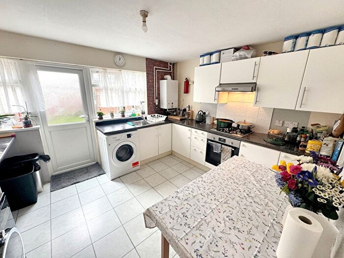 4 Bedroom Property To Rent In Atkinson Road, Custom House, E16