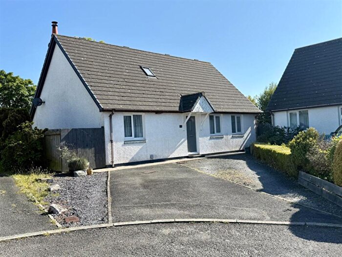 4 Bedroom Detached Bungalow For Sale In Haulfan, Ffosyffin, Aberaeron, SA46