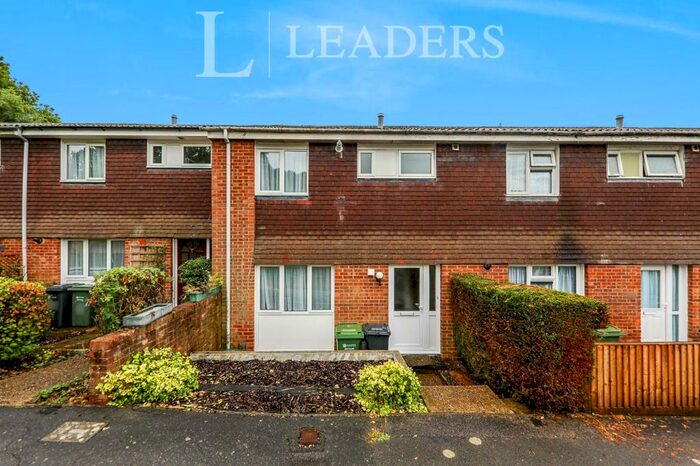 4 Bedroom Terraced House To Rent In Clover Road, Guildford, GU2