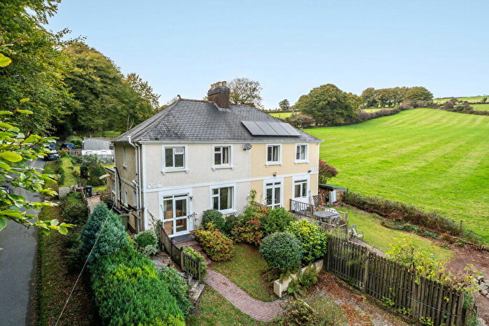 3 Bedroom Semi-Detached House For Sale In Florence Road, Callington, PL17