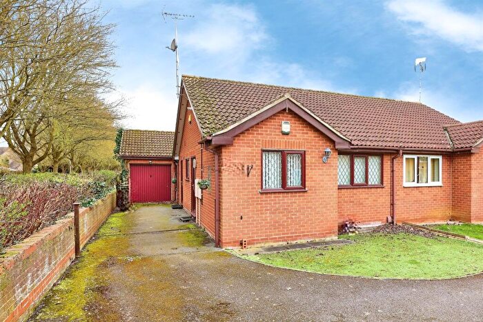 2 Bedroom Semi-Detached Bungalow For Sale In Temple Grange, Peterborough, PE4