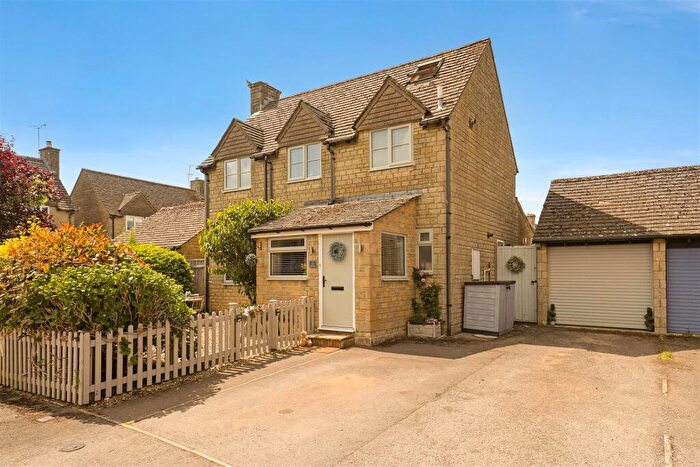 3 Bedroom Detached House For Sale In Bearsfield, Bisley, Stroud, GL6