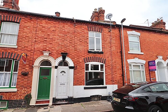 3 Bedroom Terraced House To Rent In Hunter Street, Northampton, NN1