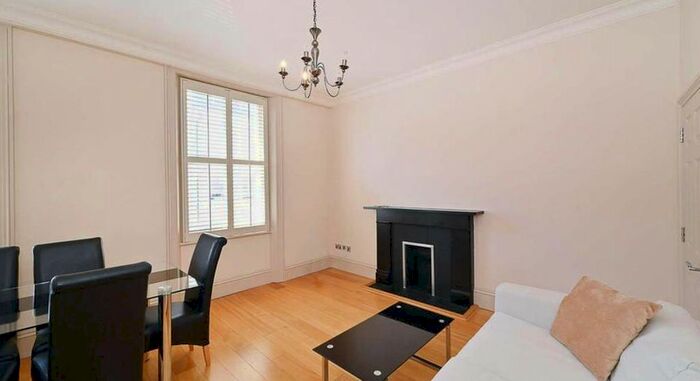 1 Bedroom Flat To Rent In Thayer Street, Marylebone, London, W1U