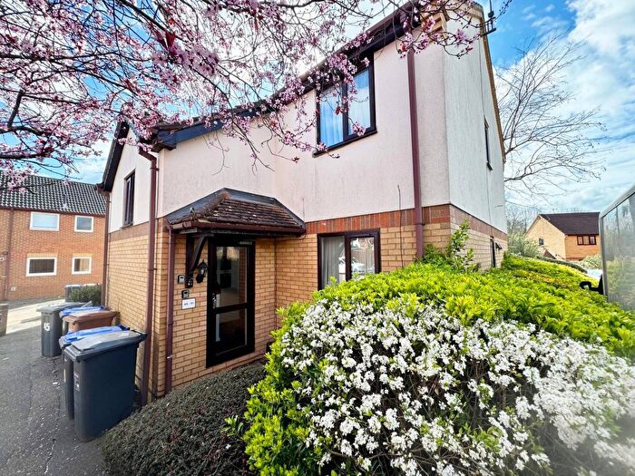 1 Bedroom Apartment To Rent In Woodpecker Way, East Hunsbury, Northampton, NN4