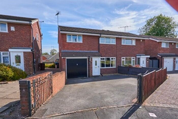3 Bedroom Semi-Detached House For Sale In Kempton Grove, Cheadle, Stoke-On-Trent, ST10