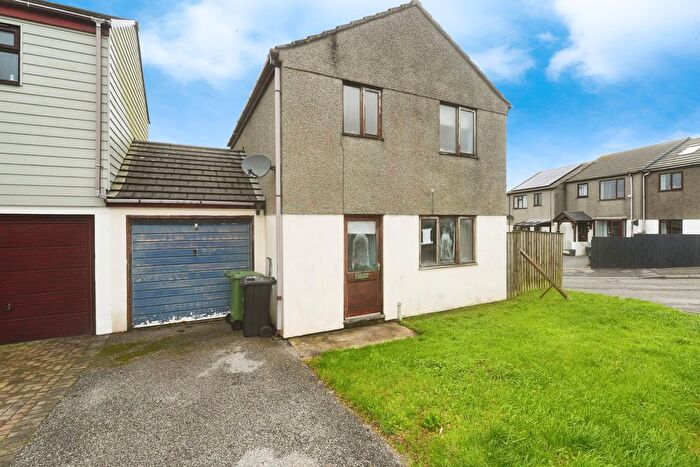 3 Bedroom Semi-Detached House For Sale In Collygree Parc, Goldsithney, Penzance, Cornwall, TR20