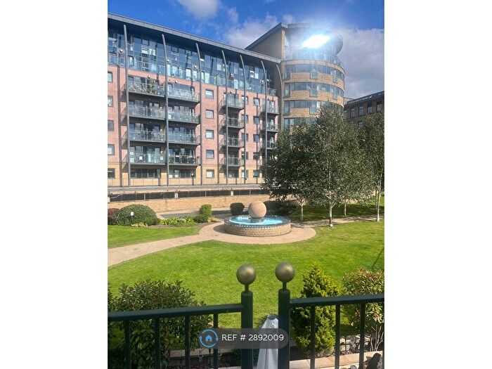 2 Bedroom Flat To Rent In Salts Mill Road, Shipley, BD17