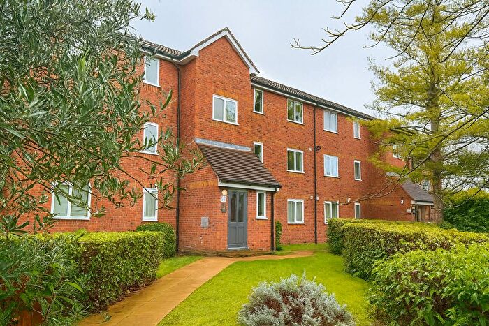 2 Bedroom Flat To Rent In Brindley Close, Wembley, HA0