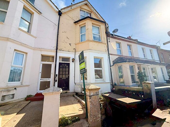 1 Bedroom Flat For Sale In Windsor Road, Bexhill-On-Sea, TN39