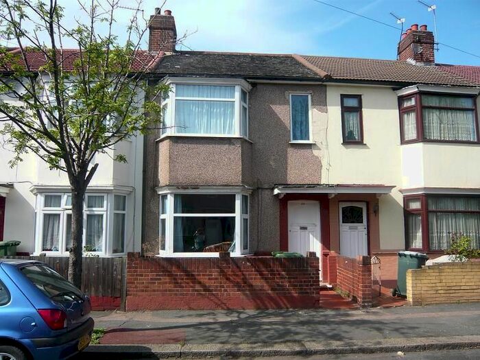 3 Bedroom Terraced House To Rent In Gresham Road, London, E16
