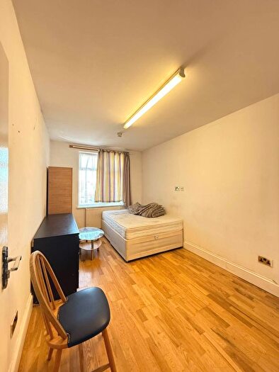 1 Bedroom Flat To Rent In Western Road, Southall, UB2