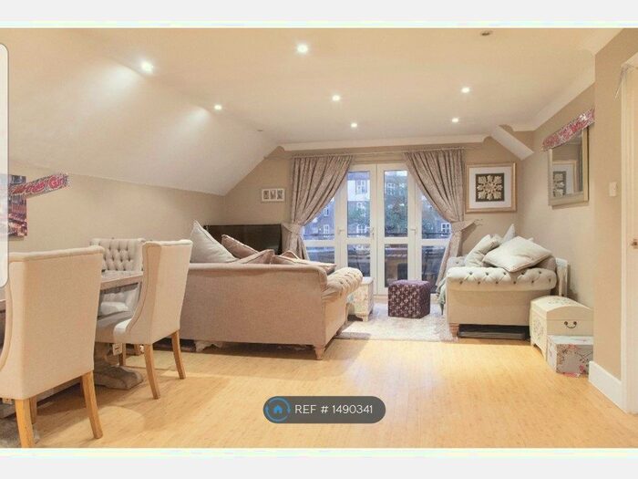 1 Bedroom Flat To Rent In Kings Avenue, London, SW4