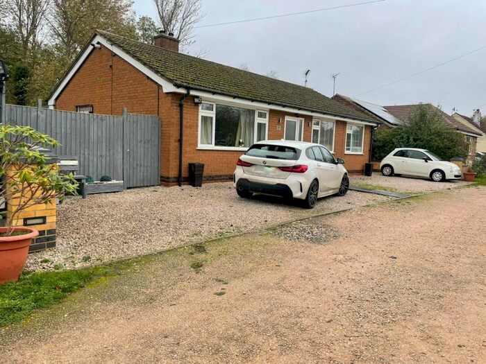 3 Bedroom Detached Bungalow For Sale In Beech Lane, Stretton, Burton-on-Trent, DE13