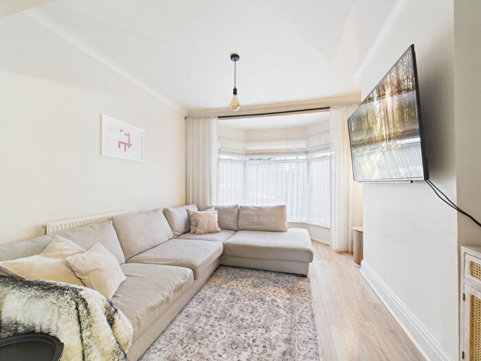 3 Bedroom Terraced House For Sale In Rosmead Street, Hull, HU9