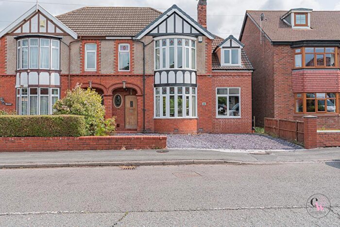 4 Bedroom Semi-Detached House For Sale In Swanlow Lane, Winsford, CW7