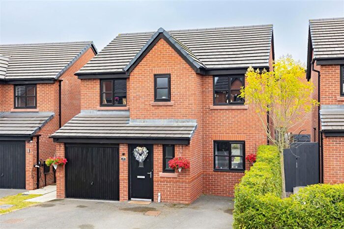 4 Bedroom Detached House For Sale In Grey Gables Avenue, Bamber Bridge, Preston, PR5